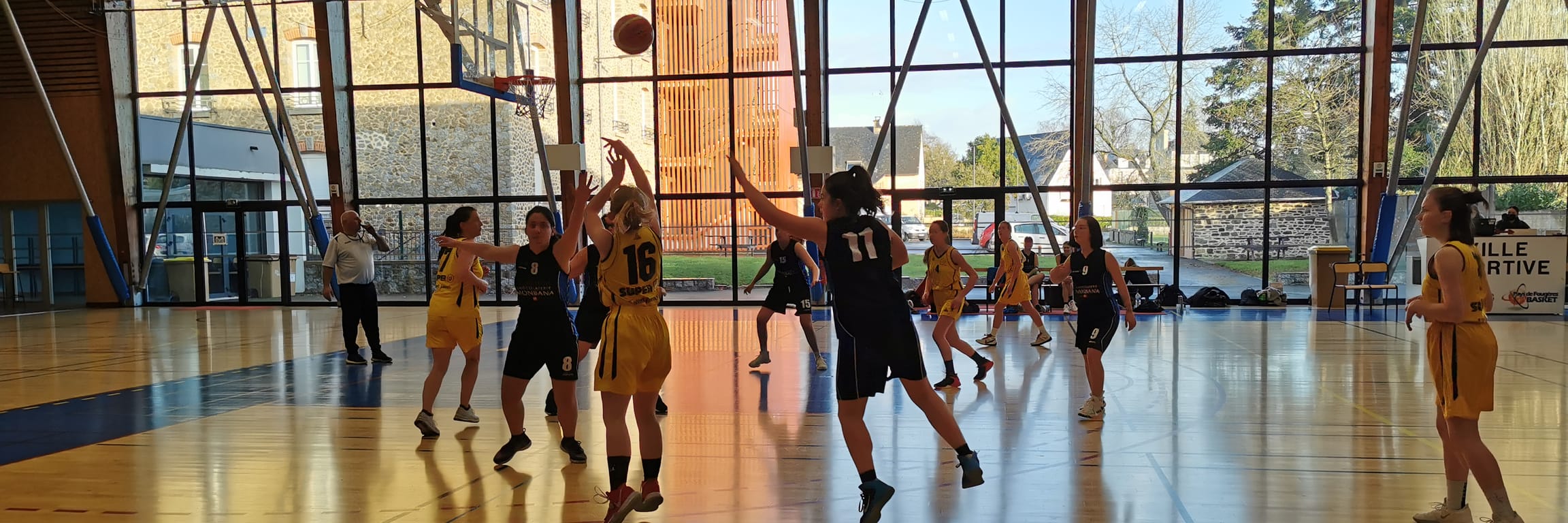 Pays de Fougeres Basket - AOC Saint-James Basket